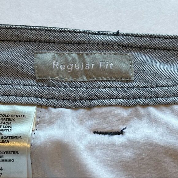 Columbia Men's Shorts Gray and Blue Plaid w/red stripe Size 34X10 - Picture 10 of 11